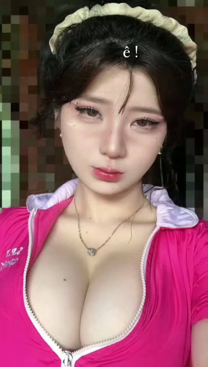 Bồ của chị gái chịch cô em bà xã đang buồn bã vì thất tình